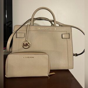 Michael Kors Beige Handbag and Wallet Set
